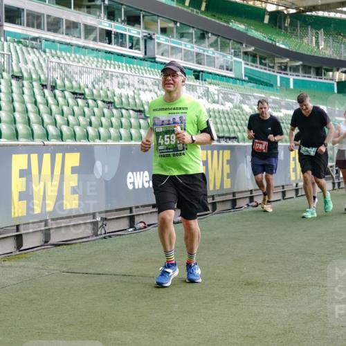 13.09.2026 - 21. swb-Marathon Bremen Michael Burmester http://msf.ph/oto/10427112 13.09.2026 13:25:32 Laufen im Stadion 202, 213, 294, 505, 530, 543, 548, 645, 723, 739, 752, 815, 818, 966, 1283, 1410, 1443, 1459, 1463, 1471, 1473, 1487, 1491, 1504, 1515, 1530, 1561, 1618, 1744, 1828, 1830, 1944, 1953, 2058, 2059, 2095, 2211, 2267, 2271, 2298, 2308, 2312, 2323, 2354, 2382, 2384, 2483, 2497, 2506, 2508, 2554, 2558, 2571, 2591, 2592, 2644, 2656, 2675, 2752, 2762, 2776, 2833, 2878, 2896, 2970, 2981, 3005, 3047, 3062, 3097, 3142, 3172, 3211, 3259, 3298, 3306, 3312, 3329, 3359, 3381, 3390, 3433 meine-sportfotos.de
