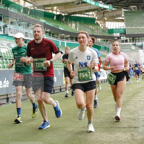 13.09.2026 - 21. swb-Marathon Bremen Michael Burmester http://msf.ph/oto/10427126 13.09.2026 13:02:24 Laufen im Stadion 150, 282, 318, 440, 531, 722, 930, 936, 946, 1006, 1014, 1067, 1163, 1250, 1436, 1448, 1460, 1582, 1611, 1896, 2033, 2047, 2062, 2276, 2292, 2345, 2364, 2370, 2378, 2421, 2491, 2513, 2561, 2627, 2638, 2666, 2668, 2779, 2900, 2987, 3013, 3044, 3114, 3135, 3163, 3164, 3187, 3248, 3258, 3294, 3334, 3372, 3374, 3375, 3392, 3460, 3496, 3526, 3527, 3576, 3585, 3603, 3667, 3721, 3806, 3852, 3893, 3938, 3970, 3983, 4000, 4077, 4133, 4506, 4558 meine-sportfotos.de