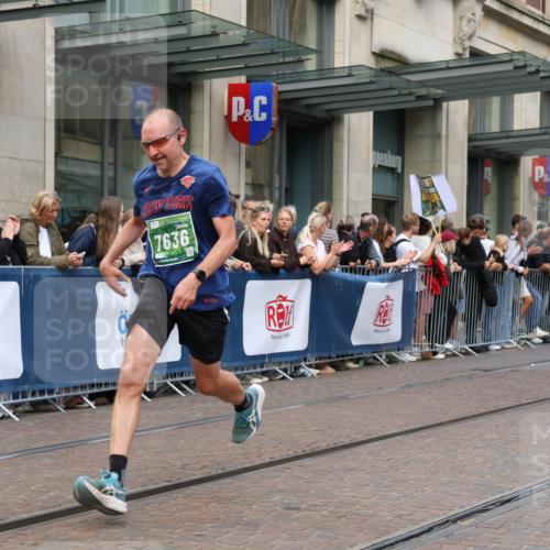 13.09.2026 - 21. swb-Marathon Bremen Strokosch-Dieckow http://msf.ph/oto/10427140 13.09.2026 13:06:59 Ziel 1540, 1863, 2706, 3043, 3118, 4743, 4808, 6053, 7636, 7876, 8060, 8098, 8980, 9927, 521, 749, 788, 1009, 3127, 3794, 3910, 3973, 4574, 5238, 6784, 6951, 8580, 8888, 9708 meine-sportfotos.de