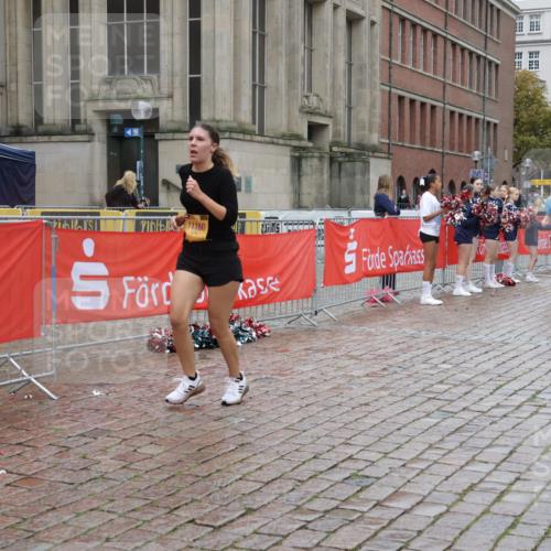 13.09.2026 - Kiel Lauf Yannick Fuchs http://msf.ph/oto/10427149 13.09.2026 11:05:57 Ziel 799, 1111, 1359, 3475, 3618, 4058, 4392, 4980, 5187, 5229, 5756, 5925, 6307, 6823, 7942, 8295, 8323, 8452, 8879, 9016, 9279, 9757, 10830, 11218, 11372, 12133, 12356, 12646, 12647, 12649, 1491, 2365, 2959, 3122, 3352, 3421, 4058, 4148, 4153, 4764, 4979, 5526, 5888, 5909, 5954, 6162, 6668, 7899, 8334, 8498, 8879, 9480, 9589, 9747, 10133, 10386, 10557, 10599, 11049, 11160, 11618, 12012, 12233, 824, 2781, 2782, 3966, 7045, 7452, 8163, 8400, 9781 meine-sportfotos.de