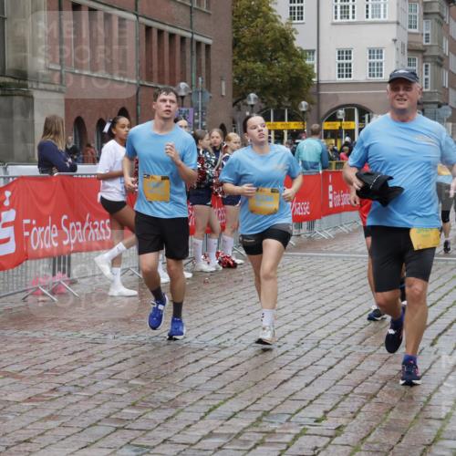 13.09.2026 - Kiel Lauf Yannick Fuchs http://msf.ph/oto/10427151 13.09.2026 11:05:59 Ziel 799, 1111, 1359, 3475, 3618, 4392, 4980, 5187, 5229, 5756, 5925, 6307, 6823, 7045, 7452, 7942, 8295, 8452, 9016, 9757, 10830, 11218, 11372, 12048, 12133, 12356, 12646, 12647, 12649, 1491, 2365, 2959, 3352, 3421, 4058, 4148, 4153, 4764, 4979, 5526, 5888, 5909, 5954, 6162, 6668, 7899, 8323, 8334, 8498, 8879, 9279, 9480, 9589, 9747, 10386, 10557, 10599, 11049, 11160, 11618, 12012, 12233, 631, 824, 2781, 2782, 3201, 3966, 4095, 8163, 8400, 9781 meine-sportfotos.de
