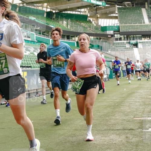 13.09.2026 - 21. swb-Marathon Bremen Michael Burmester http://msf.ph/oto/10427164 13.09.2026 13:02:25 Laufen im Stadion 150, 282, 318, 440, 531, 722, 930, 936, 946, 1006, 1014, 1067, 1163, 1250, 1436, 1448, 1460, 1582, 1611, 1896, 2033, 2047, 2062, 2276, 2292, 2345, 2364, 2370, 2378, 2421, 2491, 2513, 2561, 2627, 2638, 2666, 2668, 2779, 2900, 2987, 3013, 3044, 3114, 3135, 3163, 3164, 3187, 3248, 3258, 3294, 3334, 3372, 3374, 3375, 3392, 3460, 3496, 3526, 3527, 3576, 3585, 3603, 3667, 3721, 3806, 3852, 3893, 3938, 3970, 3983, 4000, 4077, 4133, 4506, 4558 meine-sportfotos.de