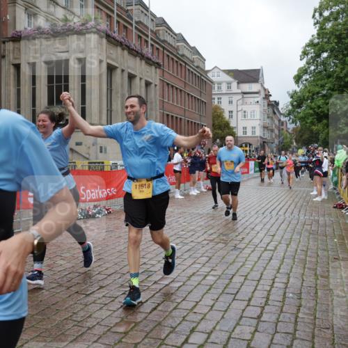 13.09.2026 - Kiel Lauf Yannick Fuchs http://msf.ph/oto/10427240 13.09.2026 11:06:10 Ziel 799, 824, 1111, 1359, 2781, 2782, 3618, 4980, 5229, 7045, 7452, 7942, 8163, 8295, 8400, 8452, 9781, 10830, 11028, 11029, 11372, 12048, 12686, 1359, 2959, 3475, 4058, 4148, 4153, 4392, 4764, 4979, 4980, 5187, 5526, 5756, 5925, 6162, 6307, 6668, 6823, 7942, 8295, 8323, 8452, 8498, 8879, 9016, 9279, 9757, 10386, 10557, 10599, 10830, 11049, 11218, 11618, 12012, 12133, 12233, 12356, 12646, 12647, 12649, 458, 560, 631, 710, 2179, 3201, 3966, 4095, 4614, 5141 meine-sportfotos.de