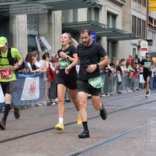 13.09.2026 - 21. swb-Marathon Bremen Strokosch-Dieckow http://msf.ph/oto/10427257 13.09.2026 13:07:06 Ziel 819, 1863, 2135, 2706, 3043, 3118, 4743, 4808, 7636, 7803, 7876, 8060, 8098, 8467, 8980, 9927, 521, 749, 1540, 3127, 3794, 3973, 4574, 6053, 6784, 7876, 8580, 8888, 9708 meine-sportfotos.de
