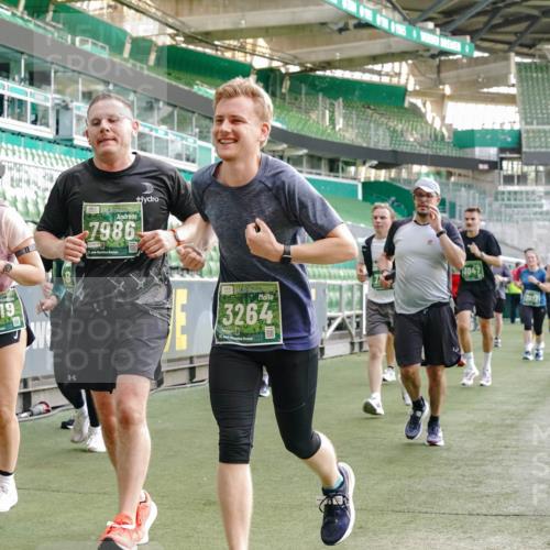 13.09.2026 - 21. swb-Marathon Bremen Michael Burmester http://msf.ph/oto/10427275 13.09.2026 13:25:38 Laufen im Stadion 202, 213, 294, 505, 530, 543, 548, 645, 723, 752, 815, 818, 966, 1283, 1410, 1443, 1459, 1463, 1473, 1487, 1491, 1504, 1515, 1530, 1561, 1618, 1744, 1828, 1830, 1953, 2058, 2059, 2095, 2211, 2267, 2271, 2298, 2308, 2312, 2323, 2354, 2382, 2384, 2483, 2497, 2506, 2508, 2554, 2558, 2571, 2591, 2592, 2644, 2656, 2675, 2752, 2762, 2833, 2878, 2896, 2970, 2981, 3005, 3047, 3062, 3097, 3142, 3172, 3211, 3259, 3298, 3306, 3329, 3359, 3381, 3390, 3433 meine-sportfotos.de
