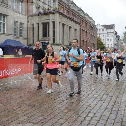 13.09.2026 - Kiel Lauf Yannick Fuchs http://msf.ph/oto/10427311 13.09.2026 11:06:18 Ziel 458, 560, 631, 710, 824, 2179, 3201, 3966, 4095, 4614, 5403, 5435, 6124, 6125, 6754, 8163, 8299, 8400, 8429, 9781, 10143, 10329, 10497, 10537, 10841, 11028, 11029, 12686, 799, 1111, 1359, 2781, 2782, 2959, 3475, 3618, 4058, 4148, 4153, 4392, 4764, 4980, 5187, 5229, 5526, 5756, 5925, 6307, 6668, 6823, 7045, 7452, 7942, 8295, 8323, 8452, 8498, 8879, 9016, 9279, 9757, 10386, 10557, 10830, 11049, 11218, 11372, 12048, 12133, 12233, 12356, 12646, 12647, 12649, 219, 5141 meine-sportfotos.de