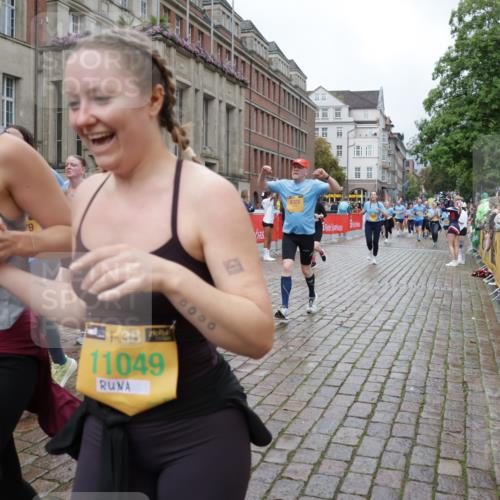 13.09.2026 - Kiel Lauf Yannick Fuchs http://msf.ph/oto/10427352 13.09.2026 11:06:21 Ziel 458, 560, 631, 710, 824, 2179, 3201, 3966, 4095, 4614, 5141, 5403, 5435, 6124, 6125, 6754, 8163, 8299, 8400, 8429, 9781, 10143, 10329, 10497, 10537, 10545, 10841, 11028, 11029, 12195, 12686, 799, 1111, 1359, 2781, 2782, 2959, 3475, 3618, 4058, 4148, 4153, 4392, 4764, 4980, 5187, 5229, 5526, 5756, 5925, 6307, 6823, 7045, 7452, 7942, 8295, 8323, 8452, 8879, 9016, 9279, 9757, 10557, 10830, 11049, 11218, 11372, 12048, 12133, 12356, 12646, 12647, 12649, 219 meine-sportfotos.de
