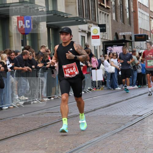 13.09.2026 - 21. swb-Marathon Bremen Strokosch-Dieckow http://msf.ph/oto/10427376 13.09.2026 13:07:15 Ziel 819, 2135, 2706, 3043, 3118, 4743, 4990, 5570, 5976, 7558, 7803, 8060, 8098, 8467, 8611, 8737, 9035, 9356, 749, 1540, 1863, 3118, 3794, 3973, 4808, 6053, 7636, 7876, 8980, 9708, 9927 meine-sportfotos.de