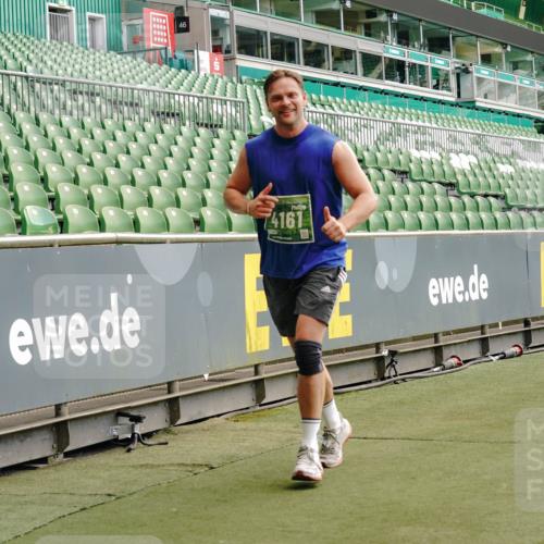 13.09.2026 - 21. swb-Marathon Bremen Michael Burmester http://msf.ph/oto/10427401 13.09.2026 13:02:32 Laufen im Stadion 150, 282, 440, 531, 722, 762, 930, 936, 940, 946, 1006, 1014, 1067, 1163, 1250, 1436, 1448, 1460, 1582, 1611, 1896, 2033, 2047, 2062, 2276, 2292, 2345, 2364, 2370, 2378, 2421, 2491, 2513, 2638, 2666, 2668, 2779, 2900, 2987, 3013, 3044, 3114, 3135, 3163, 3164, 3187, 3248, 3258, 3294, 3334, 3360, 3372, 3374, 3375, 3392, 3460, 3496, 3526, 3527, 3576, 3585, 3603, 3667, 3721, 3806, 3852, 3893, 3938, 3970, 3983, 4000, 4077, 4133, 4506, 4558 meine-sportfotos.de