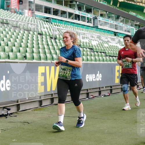 13.09.2026 - 21. swb-Marathon Bremen Michael Burmester http://msf.ph/oto/10427456 13.09.2026 13:25:45 Laufen im Stadion 202, 213, 294, 505, 530, 543, 548, 645, 723, 815, 818, 966, 1077, 1283, 1410, 1443, 1459, 1463, 1473, 1487, 1491, 1504, 1515, 1530, 1561, 1618, 1744, 1828, 1830, 1953, 2058, 2059, 2095, 2211, 2267, 2271, 2298, 2308, 2312, 2323, 2354, 2382, 2384, 2497, 2506, 2508, 2554, 2558, 2576, 2591, 2592, 2644, 2656, 2675, 2752, 2762, 2817, 2833, 2878, 2896, 2970, 2981, 3005, 3047, 3062, 3097, 3142, 3172, 3211, 3259, 3298, 3306, 3329, 3359, 3381, 3390, 3433, 3629 meine-sportfotos.de