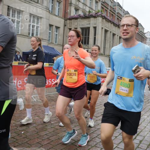 13.09.2026 - Kiel Lauf Yannick Fuchs http://msf.ph/oto/10427473 13.09.2026 11:06:35 Ziel 219, 805, 3712, 4312, 4421, 5141, 5565, 7008, 7664, 8704, 9022, 9182, 9830, 11559, 11900, 12188, 458, 560, 631, 710, 799, 824, 1111, 1359, 2179, 2781, 2782, 3201, 3618, 3966, 4095, 4614, 4980, 5141, 5229, 5403, 5435, 6124, 6125, 6754, 7045, 7452, 7942, 8163, 8295, 8299, 8400, 8429, 8452, 9781, 10143, 10329, 10497, 10537, 10545, 10830, 10841, 11028, 11029, 11372, 12048, 12195, 12686, 2041, 3213, 4683, 6931, 7145, 7329, 8029, 8822, 9218, 9467, 9729, 799, 7045, 7452, 12048 meine-sportfotos.de