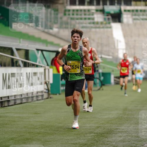 13.09.2026 - 21. swb-Marathon Bremen Michael Burmester http://msf.ph/oto/10427488 13.09.2026 10:18:13 Laufen im Stadion 12457, 12458, 13504, 13510, 13517, 13522, 13533, 13534, 13536, 13542, 13543, 13554, 13561, 13564, 13569, 13571, 13572, 13573, 13576, 13579, 13582, 13599, 13602, 13603, 13604, 13618, 13622, 13623, 13630, 13632, 13638, 13639, 13643, 13525, 13627 meine-sportfotos.de