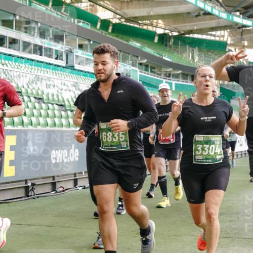 13.09.2026 - 21. swb-Marathon Bremen Michael Burmester http://msf.ph/oto/10427512 13.09.2026 13:25:47 Laufen im Stadion 202, 213, 294, 505, 530, 543, 645, 723, 815, 818, 966, 1077, 1283, 1410, 1443, 1459, 1463, 1473, 1487, 1491, 1504, 1515, 1530, 1561, 1618, 1744, 1828, 1830, 1953, 2058, 2059, 2095, 2211, 2267, 2271, 2298, 2308, 2312, 2323, 2354, 2382, 2384, 2497, 2506, 2508, 2554, 2558, 2576, 2591, 2592, 2644, 2656, 2675, 2752, 2762, 2817, 2833, 2878, 2896, 2965, 2970, 2981, 3005, 3047, 3062, 3097, 3142, 3172, 3211, 3259, 3298, 3306, 3329, 3359, 3381, 3390, 3433, 3629 meine-sportfotos.de