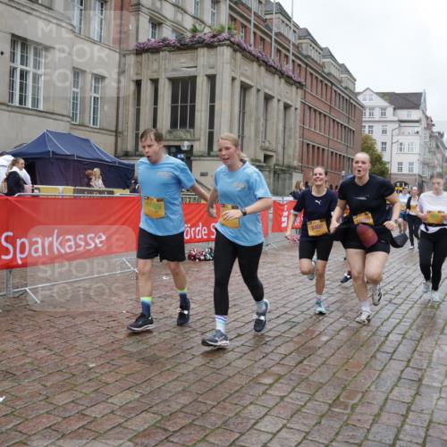 13.09.2026 - Kiel Lauf Yannick Fuchs http://msf.ph/oto/10427544 13.09.2026 11:06:47 Ziel 3213, 4312, 5565, 6931, 7145, 7664, 8029, 8704, 8822, 9467, 11559, 219, 458, 560, 631, 710, 805, 824, 2179, 3201, 3712, 3966, 4095, 4312, 4421, 4614, 5141, 5403, 5435, 6124, 6125, 6754, 7008, 7664, 8163, 8299, 8400, 8429, 9022, 9182, 9781, 9830, 10143, 10329, 10497, 10537, 10545, 10841, 11028, 11029, 11900, 12188, 12195, 12686, 1294, 1894, 2041, 3004, 3401, 4683, 4945, 5527, 6541, 6734, 7329, 7741, 8911, 9218, 9729, 10591, 10977, 824, 2781, 2782, 8163, 8400, 9781 meine-sportfotos.de