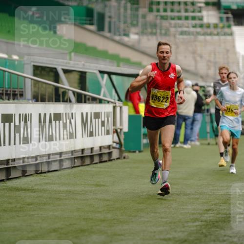 13.09.2026 - 21. swb-Marathon Bremen Michael Burmester http://msf.ph/oto/10427547 13.09.2026 10:18:18 Laufen im Stadion 11652, 12457, 12458, 13504, 13510, 13522, 13533, 13534, 13536, 13542, 13543, 13550, 13554, 13561, 13564, 13569, 13571, 13572, 13573, 13576, 13579, 13581, 13582, 13599, 13602, 13603, 13604, 13618, 13622, 13623, 13630, 13632, 13638, 13639, 13643, 13525, 13627 meine-sportfotos.de
