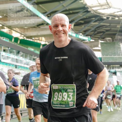 13.09.2026 - 21. swb-Marathon Bremen Michael Burmester http://msf.ph/oto/10427550 13.09.2026 13:25:48 Laufen im Stadion 202, 213, 294, 505, 530, 543, 645, 723, 815, 818, 966, 1077, 1283, 1410, 1443, 1459, 1463, 1473, 1487, 1491, 1504, 1515, 1530, 1561, 1618, 1744, 1828, 1830, 1953, 2058, 2059, 2095, 2211, 2267, 2271, 2298, 2308, 2312, 2323, 2354, 2382, 2384, 2497, 2506, 2508, 2554, 2558, 2576, 2591, 2592, 2644, 2656, 2675, 2752, 2762, 2817, 2833, 2878, 2896, 2965, 2970, 2981, 3005, 3047, 3062, 3097, 3142, 3172, 3211, 3259, 3298, 3306, 3329, 3359, 3390, 3433, 3629 meine-sportfotos.de