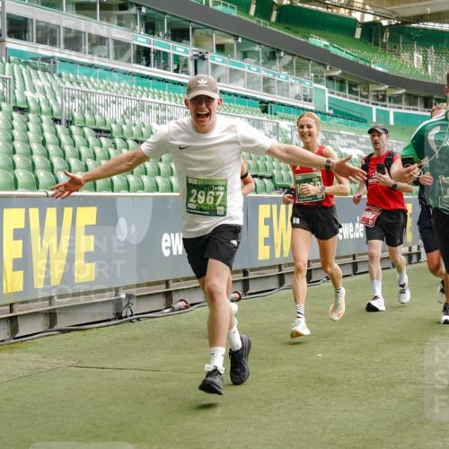 13.09.2026 - 21. swb-Marathon Bremen Michael Burmester http://msf.ph/oto/10427552 13.09.2026 13:02:36 Laufen im Stadion 150, 282, 531, 722, 762, 930, 936, 940, 946, 1006, 1014, 1067, 1163, 1250, 1436, 1448, 1460, 1582, 1611, 1896, 2033, 2047, 2062, 2276, 2292, 2345, 2364, 2378, 2421, 2491, 2513, 2638, 2666, 2668, 2779, 2900, 2987, 3013, 3044, 3114, 3135, 3163, 3164, 3187, 3248, 3258, 3294, 3334, 3360, 3372, 3374, 3375, 3392, 3460, 3496, 3526, 3527, 3576, 3585, 3603, 3667, 3721, 3806, 3852, 3893, 3938, 3970, 3983, 4000, 4077, 4133, 4506, 4558 meine-sportfotos.de