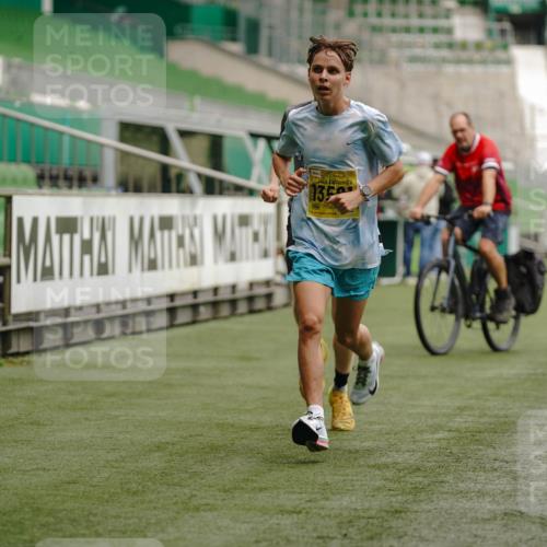 13.09.2026 - 21. swb-Marathon Bremen Michael Burmester http://msf.ph/oto/10427614 13.09.2026 10:18:22 Laufen im Stadion 11652, 12457, 12458, 13504, 13510, 13522, 13533, 13534, 13536, 13543, 13550, 13554, 13561, 13564, 13569, 13571, 13572, 13573, 13576, 13579, 13581, 13582, 13599, 13602, 13603, 13604, 13618, 13622, 13630, 13632, 13638, 13639, 13643, 13525, 13627 meine-sportfotos.de