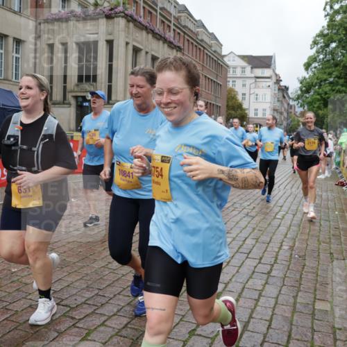 13.09.2026 - Kiel Lauf Yannick Fuchs http://msf.ph/oto/10427618 13.09.2026 11:06:53 Ziel 1894, 2041, 3213, 4683, 4945, 6931, 7145, 7329, 8029, 8822, 8911, 9218, 9467, 9729, 219, 458, 560, 631, 710, 805, 2179, 3201, 3712, 4095, 4312, 4421, 4614, 5141, 5403, 5435, 5565, 6124, 6125, 6754, 7008, 7664, 8299, 8429, 8704, 9022, 9182, 9830, 10497, 10537, 10545, 10841, 11559, 11900, 12188, 12195, 102, 583, 1294, 2305, 3004, 3401, 5527, 6265, 6541, 6734, 7741, 10591, 10977, 11481, 458, 631, 710, 824, 2179, 3201, 3966, 4095, 5403, 5435, 6125, 6754, 8163, 8400, 8429, 9781 meine-sportfotos.de