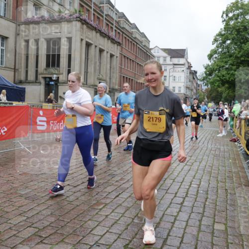 13.09.2026 - Kiel Lauf Yannick Fuchs http://msf.ph/oto/10427636 13.09.2026 11:06:55 Ziel 1894, 2041, 3213, 4683, 4945, 6541, 6931, 7145, 7329, 8029, 8822, 8911, 9218, 9467, 9729, 219, 458, 560, 710, 805, 2179, 3712, 4312, 4421, 4614, 5141, 5403, 5435, 5565, 6124, 7008, 7664, 8299, 8704, 9022, 9182, 9830, 10497, 10545, 11559, 11900, 12188, 12195, 102, 583, 1294, 2305, 3004, 3401, 5527, 6265, 6734, 7741, 10591, 10762, 10977, 11481, 12412, 458, 560, 631, 710, 824, 2179, 3201, 3966, 4095, 4614, 5403, 5435, 6124, 6125, 6754, 8163, 8299, 8400, 8429, 9781, 10497 meine-sportfotos.de