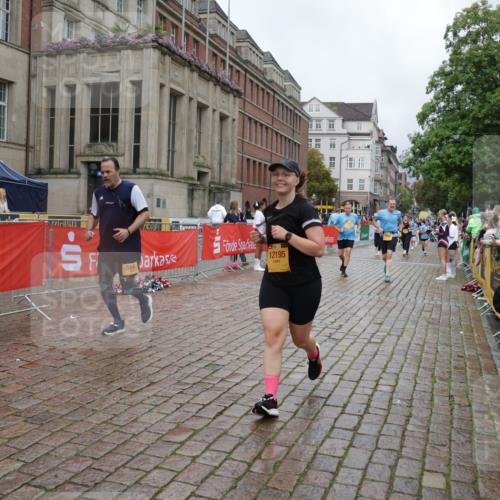 13.09.2026 - Kiel Lauf Yannick Fuchs http://msf.ph/oto/10427673 13.09.2026 11:06:58 Ziel 1894, 2041, 3213, 3401, 4683, 4945, 6541, 6931, 7329, 7741, 8822, 8911, 9218, 9467, 9729, 10591, 219, 560, 805, 3213, 3712, 4312, 4421, 4614, 5141, 5565, 7008, 7145, 7664, 8029, 8704, 8822, 9022, 9182, 9830, 10497, 10545, 11559, 11900, 12188, 12195, 102, 583, 1294, 2305, 3004, 5527, 5561, 6265, 6726, 6734, 9125, 10762, 10977, 11481, 12412, 458, 560, 631, 710, 2179, 3201, 3966, 4095, 4614, 5141, 5403, 5435, 6124, 6125, 6754, 8299, 8429, 10497, 10545, 12195 meine-sportfotos.de