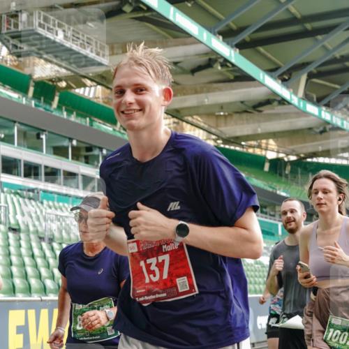 13.09.2026 - 21. swb-Marathon Bremen Michael Burmester http://msf.ph/oto/10427692 13.09.2026 13:25:54 Laufen im Stadion 202, 213, 294, 390, 505, 530, 543, 645, 723, 815, 818, 833, 966, 1077, 1283, 1410, 1443, 1459, 1473, 1487, 1491, 1504, 1515, 1530, 1561, 1618, 1744, 1828, 1830, 1953, 2058, 2059, 2211, 2267, 2271, 2273, 2298, 2308, 2354, 2382, 2384, 2428, 2497, 2506, 2508, 2554, 2558, 2576, 2591, 2592, 2644, 2656, 2675, 2752, 2762, 2817, 2833, 2878, 2896, 2965, 2970, 2981, 3005, 3047, 3062, 3084, 3097, 3142, 3172, 3211, 3259, 3298, 3306, 3329, 3359, 3390, 3433, 3629 meine-sportfotos.de