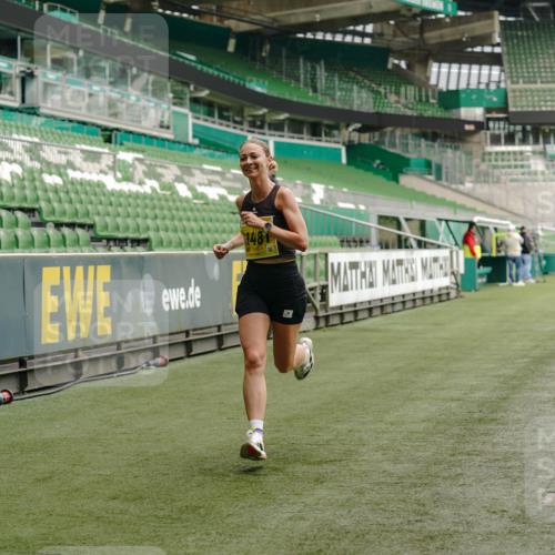 13.09.2026 - 21. swb-Marathon Bremen Michael Burmester http://msf.ph/oto/10427721 13.09.2026 10:18:37 Laufen im Stadion 10475, 11481, 11652, 12457, 12458, 13504, 13522, 13533, 13534, 13536, 13541, 13543, 13550, 13554, 13561, 13564, 13569, 13571, 13572, 13573, 13576, 13581, 13582, 13599, 13602, 13603, 13604, 13618, 13622, 13630, 13632, 13638, 13639, 13643, 13525, 13627 meine-sportfotos.de