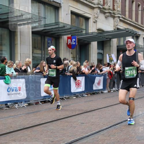 13.09.2026 - 21. swb-Marathon Bremen Strokosch-Dieckow http://msf.ph/oto/10427751 13.09.2026 13:07:31 Ziel 969, 2135, 4732, 4852, 4990, 5570, 5976, 7558, 8611, 8737, 9035, 9356, 13160, 819, 1863, 2135, 2706, 3043, 3118, 4743, 4808, 7636, 7803, 7876, 8060, 8098, 8467, 8980, 9927 meine-sportfotos.de