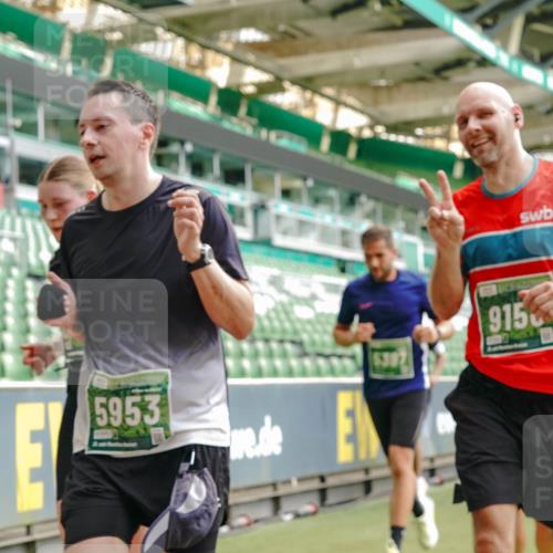 13.09.2026 - 21. swb-Marathon Bremen Michael Burmester http://msf.ph/oto/10427826 13.09.2026 13:02:42 Laufen im Stadion 150, 282, 531, 596, 722, 762, 930, 936, 940, 946, 1006, 1014, 1067, 1163, 1250, 1436, 1448, 1458, 1460, 1582, 1611, 1896, 2033, 2047, 2062, 2276, 2292, 2345, 2364, 2378, 2421, 2434, 2513, 2625, 2638, 2666, 2668, 2779, 2900, 2934, 2987, 3013, 3044, 3114, 3135, 3163, 3164, 3187, 3248, 3258, 3294, 3334, 3360, 3372, 3374, 3392, 3460, 3496, 3510, 3526, 3527, 3576, 3585, 3597, 3603, 3667, 3721, 3806, 3846, 3852, 3859, 3893, 3938, 3970, 3983, 4000, 4077, 4133, 4506, 4558 meine-sportfotos.de