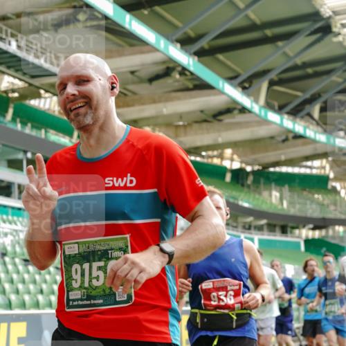 13.09.2026 - 21. swb-Marathon Bremen Michael Burmester http://msf.ph/oto/10427847 13.09.2026 13:02:43 Laufen im Stadion 150, 282, 531, 596, 722, 762, 930, 936, 940, 946, 1006, 1014, 1067, 1163, 1250, 1436, 1448, 1458, 1460, 1582, 1611, 1896, 2033, 2047, 2062, 2276, 2292, 2345, 2364, 2378, 2421, 2434, 2513, 2625, 2638, 2666, 2668, 2779, 2900, 2934, 2987, 3013, 3044, 3114, 3135, 3163, 3164, 3187, 3248, 3258, 3294, 3334, 3360, 3372, 3374, 3392, 3460, 3496, 3510, 3527, 3576, 3585, 3597, 3603, 3667, 3721, 3806, 3846, 3852, 3859, 3893, 3938, 3970, 3983, 4000, 4077, 4133, 4506, 4558 meine-sportfotos.de