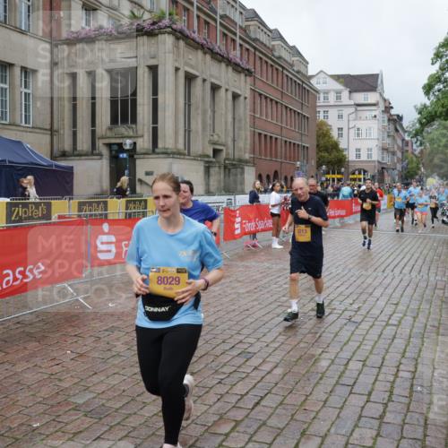 13.09.2026 - Kiel Lauf Yannick Fuchs http://msf.ph/oto/10427857 13.09.2026 11:07:21 Ziel 102, 583, 733, 885, 1344, 1587, 2305, 4214, 5123, 5561, 5901, 6265, 6726, 9125, 10762, 10924, 11443, 12184, 12412, 102, 1294, 1894, 2041, 3004, 3213, 3401, 4683, 4945, 5527, 6265, 6541, 6734, 6931, 7145, 7329, 7741, 8029, 8822, 8911, 9218, 9467, 9729, 10591, 10977, 11481, 356, 660, 1601, 1637, 2905, 2940, 4983, 5095, 5138, 5139, 5542, 5554, 5638, 6380, 6690, 7625, 9064, 9604, 10873, 11015, 12267, 12706, 3213, 5565, 7145, 8029, 8704, 8822, 11559 meine-sportfotos.de