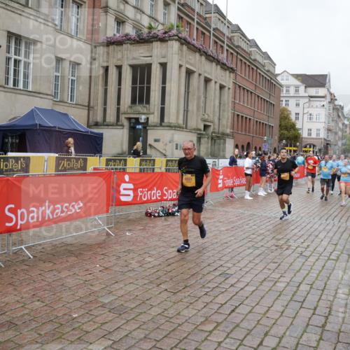 13.09.2026 - Kiel Lauf Yannick Fuchs http://msf.ph/oto/10427876 13.09.2026 11:07:23 Ziel 583, 733, 885, 1344, 1587, 2305, 4214, 5123, 5561, 5901, 6726, 9125, 10762, 10924, 11443, 12184, 12412, 102, 583, 1294, 1894, 2041, 2305, 3004, 3213, 3401, 4683, 4945, 5527, 6265, 6541, 6734, 6931, 7329, 7741, 8822, 8911, 9218, 9467, 9729, 10591, 10977, 11481, 356, 660, 1601, 1637, 2905, 2940, 4983, 5095, 5138, 5139, 5542, 5554, 5638, 6380, 6690, 6727, 7035, 7625, 9064, 9604, 10873, 11015, 12267, 12706, 3213, 6931, 7145, 8029, 8822 meine-sportfotos.de