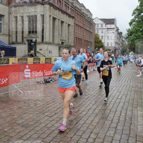 13.09.2026 - Kiel Lauf Yannick Fuchs http://msf.ph/oto/10427898 13.09.2026 11:07:27 Ziel 733, 885, 1344, 1587, 1601, 4214, 5123, 5561, 5901, 6380, 6726, 9125, 10924, 11443, 12184, 102, 583, 1294, 1894, 2041, 2305, 3004, 3401, 4683, 4945, 5527, 6265, 6541, 6726, 6734, 7329, 7741, 8911, 9125, 9218, 9467, 9729, 10591, 10762, 10977, 11481, 12412, 356, 656, 660, 1136, 1637, 2905, 2940, 3986, 4983, 5095, 5138, 5139, 5542, 5554, 5638, 6086, 6690, 6727, 7035, 7625, 9064, 9604, 10244, 10873, 11015, 12267, 12706, 12730, 2041, 3213, 4683, 6931, 7145, 8029, 8822 meine-sportfotos.de