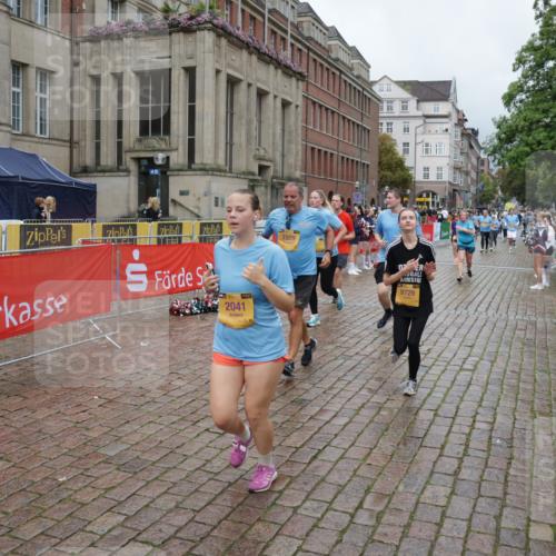 13.09.2026 - Kiel Lauf Yannick Fuchs http://msf.ph/oto/10427902 13.09.2026 11:07:27 Ziel 733, 885, 1344, 1587, 1601, 4214, 5123, 5561, 5901, 6380, 6726, 9125, 10924, 11443, 12184, 102, 583, 1294, 1894, 2041, 2305, 3004, 3401, 4683, 4945, 5527, 6265, 6541, 6726, 6734, 7329, 7741, 8911, 9125, 9218, 9467, 9729, 10591, 10762, 10977, 11481, 12412, 356, 656, 660, 1136, 1637, 2905, 2940, 3986, 4983, 5095, 5138, 5139, 5542, 5554, 5638, 6086, 6690, 6727, 7035, 7625, 9064, 9604, 10244, 10873, 11015, 12267, 12706, 12730, 2041, 3213, 4683, 6931, 7145, 8029, 8822 meine-sportfotos.de