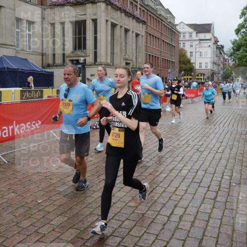 13.09.2026 - Kiel Lauf Yannick Fuchs http://msf.ph/oto/10427913 13.09.2026 11:07:28 Ziel 733, 885, 1344, 1587, 1601, 4214, 5123, 5561, 5901, 6380, 10924, 11443, 12184, 102, 583, 1294, 1894, 2041, 2305, 3004, 3401, 4683, 4945, 5527, 5561, 6265, 6541, 6726, 6734, 7329, 7741, 8911, 9125, 9218, 9729, 10591, 10762, 10977, 11481, 12412, 311, 356, 656, 660, 1136, 1637, 2905, 2940, 3986, 4983, 5095, 5138, 5139, 5542, 5554, 5638, 6086, 6690, 6727, 7035, 7625, 9064, 9604, 10244, 10873, 11015, 11407, 12013, 12267, 12706, 12730, 2041, 3213, 4683, 6931, 7145, 8029, 8822 meine-sportfotos.de
