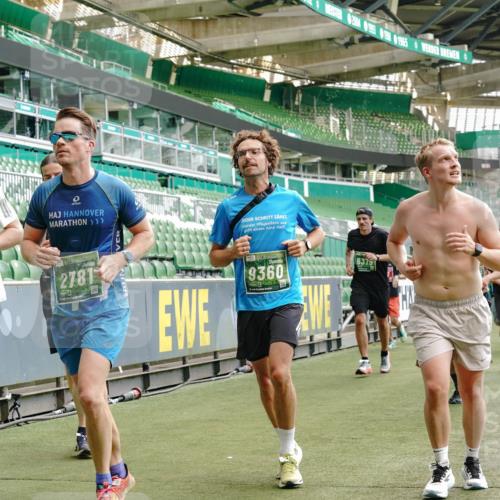 13.09.2026 - 21. swb-Marathon Bremen Michael Burmester http://msf.ph/oto/10427967 13.09.2026 13:02:46 Laufen im Stadion 150, 282, 488, 531, 596, 722, 762, 930, 936, 940, 946, 1006, 1014, 1067, 1163, 1250, 1436, 1458, 1460, 1611, 1771, 1896, 2033, 2047, 2062, 2276, 2292, 2345, 2364, 2378, 2421, 2434, 2513, 2625, 2638, 2666, 2668, 2779, 2900, 2934, 2977, 2987, 3013, 3044, 3114, 3135, 3163, 3164, 3187, 3248, 3258, 3294, 3334, 3360, 3374, 3392, 3402, 3460, 3496, 3510, 3527, 3576, 3585, 3597, 3603, 3667, 3721, 3806, 3846, 3852, 3859, 3893, 3938, 3970, 3983, 4000, 4077, 4133, 4506, 4558 meine-sportfotos.de