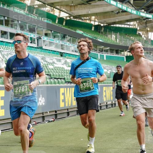 13.09.2026 - 21. swb-Marathon Bremen Michael Burmester http://msf.ph/oto/10427992 13.09.2026 13:02:46 Laufen im Stadion 150, 282, 488, 531, 596, 722, 762, 930, 936, 940, 946, 1006, 1014, 1067, 1163, 1250, 1436, 1458, 1460, 1611, 1771, 1896, 2033, 2047, 2062, 2276, 2292, 2345, 2364, 2378, 2421, 2434, 2513, 2625, 2638, 2666, 2668, 2779, 2900, 2934, 2977, 2987, 3013, 3044, 3114, 3135, 3163, 3164, 3187, 3248, 3258, 3294, 3334, 3360, 3374, 3392, 3402, 3460, 3496, 3510, 3527, 3576, 3585, 3597, 3603, 3667, 3721, 3806, 3846, 3852, 3859, 3893, 3938, 3970, 3983, 4000, 4077, 4133, 4506, 4558 meine-sportfotos.de