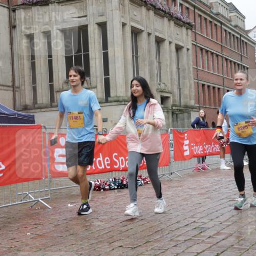 13.09.2026 - Kiel Lauf Yannick Fuchs http://msf.ph/oto/10428000 13.09.2026 11:07:44 Ziel 311, 356, 656, 660, 1136, 1637, 2905, 2940, 3986, 4983, 5095, 5138, 5139, 5542, 5554, 5638, 6086, 6690, 6727, 7035, 7625, 9064, 9604, 10244, 10873, 11015, 11407, 12013, 12267, 12706, 12730, 102, 583, 733, 885, 1344, 1587, 1601, 2305, 2905, 4214, 5123, 5138, 5542, 5561, 5901, 6265, 6380, 6726, 7625, 9064, 9125, 10762, 10924, 11443, 11481, 12184, 12412, 94, 121, 755, 1951, 2136, 3397, 3828, 4297, 4949, 5833, 6404, 7123, 9952, 10702, 12379, 102, 1294, 3004, 3401, 5527 meine-sportfotos.de