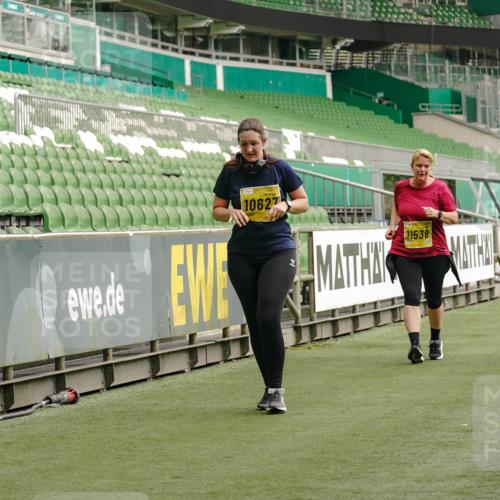 13.09.2026 - 21. swb-Marathon Bremen Michael Burmester http://msf.ph/oto/10428030 13.09.2026 10:52:43 Laufen im Stadion 10317, 10387, 10650, 10967, 10968, 11017, 11025, 11161, 11195, 11341, 11444, 11538, 12377, 12408, 12416, 12546, 10292, 10407, 10413, 10440, 10710, 10754, 10789, 10925, 11254, 11541, 11712, 11780, 11851, 11942, 11980, 12083, 12440, 12471, 12542, 12561 meine-sportfotos.de