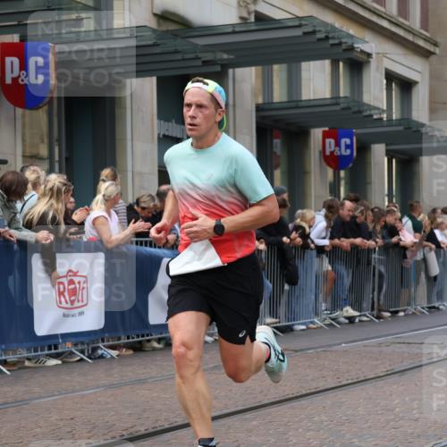 13.09.2026 - 21. swb-Marathon Bremen Strokosch-Dieckow http://msf.ph/oto/10428053 13.09.2026 13:07:57 Ziel 339, 678, 1335, 1696, 2098, 2266, 2844, 3808, 4247, 5594, 6692, 8655, 9582, 13091, 969, 4732, 4852, 4990, 5570, 5976, 6692, 7558, 8611, 8737, 9035, 9356, 13091, 13160 meine-sportfotos.de
