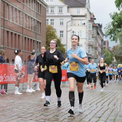 13.09.2026 - Kiel Lauf Yannick Fuchs http://msf.ph/oto/10428079 13.09.2026 11:07:52 Ziel 94, 311, 656, 1136, 2136, 3397, 3828, 3986, 4297, 6086, 6404, 6727, 7035, 9952, 10244, 11407, 12013, 12379, 12730, 356, 660, 733, 885, 1344, 1587, 1601, 1637, 2905, 2940, 4214, 4983, 5095, 5123, 5138, 5139, 5542, 5554, 5561, 5638, 5901, 6380, 6690, 6726, 6727, 7625, 9064, 9125, 9604, 10873, 10924, 11015, 11443, 12184, 12267, 12706, 121, 755, 1951, 2120, 4949, 5833, 6401, 7123, 8019, 10702, 102, 583, 2305, 5561, 5901, 6726, 9125, 10762, 10924, 12412 meine-sportfotos.de