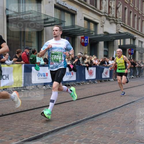 13.09.2026 - 21. swb-Marathon Bremen Strokosch-Dieckow http://msf.ph/oto/10428163 13.09.2026 13:08:05 Ziel 339, 678, 1335, 1696, 2098, 2266, 3808, 4082, 4247, 4888, 5424, 5594, 8655, 9084, 9582, 969, 2098, 2266, 2844, 4732, 4852, 6692, 9356, 13091, 13160 meine-sportfotos.de