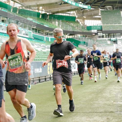13.09.2026 - 21. swb-Marathon Bremen Michael Burmester http://msf.ph/oto/10428194 13.09.2026 13:02:49 Laufen im Stadion 150, 488, 531, 596, 722, 762, 930, 936, 940, 946, 1006, 1014, 1067, 1163, 1250, 1436, 1458, 1460, 1611, 1771, 1896, 2033, 2047, 2062, 2276, 2292, 2345, 2364, 2378, 2421, 2434, 2513, 2625, 2638, 2666, 2668, 2779, 2900, 2934, 2977, 2987, 3013, 3044, 3114, 3135, 3163, 3164, 3187, 3248, 3258, 3294, 3334, 3360, 3374, 3392, 3402, 3460, 3496, 3510, 3527, 3576, 3585, 3597, 3603, 3618, 3667, 3721, 3806, 3846, 3852, 3859, 3893, 3938, 3970, 3983, 4000, 4077, 4133, 4506, 4558 meine-sportfotos.de