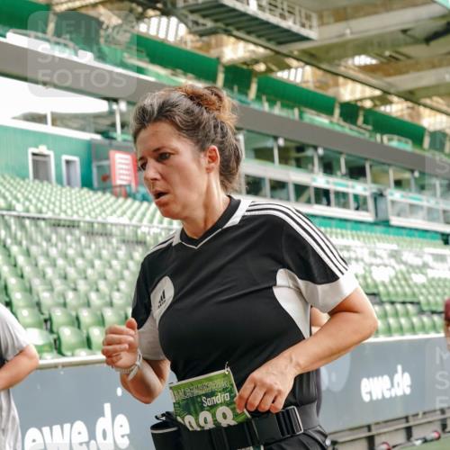 13.09.2026 - 21. swb-Marathon Bremen Michael Burmester http://msf.ph/oto/10428196 13.09.2026 13:26:14 Laufen im Stadion 202, 213, 294, 390, 505, 530, 543, 645, 815, 818, 833, 966, 1077, 1283, 1410, 1443, 1459, 1473, 1487, 1504, 1515, 1530, 1561, 1618, 1700, 1744, 1828, 1830, 1953, 2058, 2059, 2267, 2271, 2273, 2298, 2308, 2309, 2354, 2382, 2384, 2388, 2404, 2428, 2506, 2508, 2542, 2554, 2558, 2576, 2582, 2591, 2592, 2656, 2675, 2752, 2762, 2817, 2833, 2878, 2896, 2965, 2970, 2981, 3005, 3047, 3062, 3084, 3097, 3142, 3172, 3211, 3259, 3329, 3359, 3390, 3433, 3540, 3629 meine-sportfotos.de