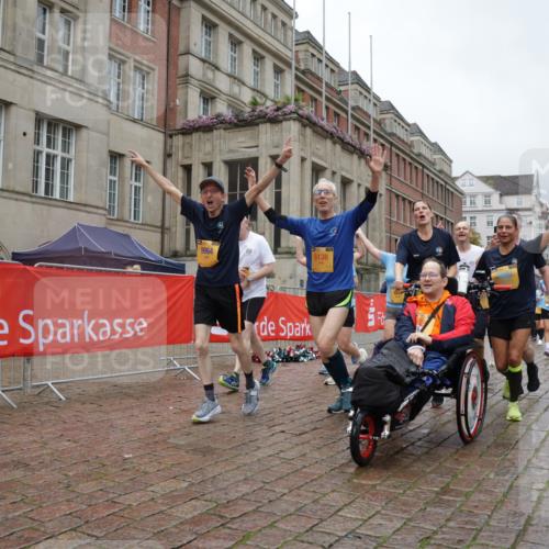 13.09.2026 - Kiel Lauf Yannick Fuchs http://msf.ph/oto/10428209 13.09.2026 11:08:07 Ziel 121, 755, 1951, 2120, 3397, 4297, 4949, 5833, 6401, 7123, 8019, 10702, 94, 311, 356, 656, 660, 1136, 1601, 1637, 2136, 2905, 2940, 3397, 3828, 3986, 4297, 4983, 5095, 5138, 5139, 5542, 5554, 5638, 6086, 6404, 6690, 6727, 7035, 7625, 9064, 9604, 9952, 10244, 10873, 11015, 11407, 12013, 12267, 12379, 12706, 12730, 2235, 3536, 3798, 5856, 6061, 6185, 6360, 7108, 7254, 10525, 885, 1344, 1587, 1601, 2905, 4214, 5123, 5138, 5139, 5542, 5554, 5638, 6380, 6690, 7625, 9064, 12184 meine-sportfotos.de