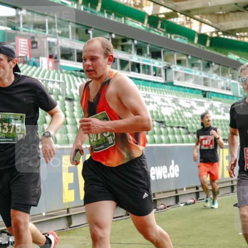 13.09.2026 - 21. swb-Marathon Bremen Michael Burmester http://msf.ph/oto/10428210 13.09.2026 13:02:50 Laufen im Stadion 150, 488, 531, 596, 722, 762, 930, 936, 940, 946, 1006, 1014, 1067, 1163, 1250, 1436, 1458, 1460, 1611, 1771, 1896, 2033, 2047, 2062, 2276, 2292, 2345, 2364, 2378, 2421, 2434, 2513, 2625, 2638, 2666, 2668, 2779, 2900, 2934, 2977, 2987, 3013, 3044, 3114, 3135, 3163, 3164, 3187, 3248, 3258, 3294, 3334, 3360, 3392, 3402, 3460, 3496, 3510, 3527, 3576, 3585, 3597, 3603, 3618, 3667, 3721, 3806, 3846, 3852, 3859, 3893, 3938, 3970, 3983, 4000, 4077, 4133, 4506, 4558 meine-sportfotos.de