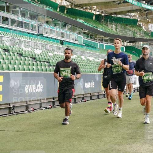13.09.2026 - 21. swb-Marathon Bremen Michael Burmester http://msf.ph/oto/10428276 13.09.2026 13:02:52 Laufen im Stadion 150, 488, 531, 596, 722, 725, 762, 930, 936, 940, 946, 1006, 1014, 1067, 1163, 1250, 1436, 1458, 1460, 1611, 1771, 1896, 2033, 2047, 2062, 2223, 2276, 2292, 2345, 2364, 2378, 2421, 2434, 2513, 2625, 2638, 2666, 2668, 2779, 2900, 2934, 2977, 2987, 3013, 3044, 3114, 3135, 3163, 3164, 3187, 3248, 3258, 3294, 3334, 3360, 3392, 3402, 3460, 3496, 3510, 3527, 3576, 3585, 3597, 3603, 3618, 3667, 3721, 3806, 3846, 3852, 3859, 3893, 3938, 3970, 3983, 4000, 4077, 4133, 4506, 4558 meine-sportfotos.de