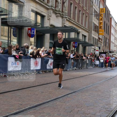13.09.2026 - 21. swb-Marathon Bremen Strokosch-Dieckow http://msf.ph/oto/10428302 13.09.2026 13:08:13 Ziel 339, 678, 715, 1335, 1696, 3276, 4033, 4082, 4247, 4888, 5377, 5424, 6842, 7064, 7121, 8655, 9084, 9582, 2098, 2266, 2844, 3808, 4247, 5594, 6692, 13091, 13160 meine-sportfotos.de