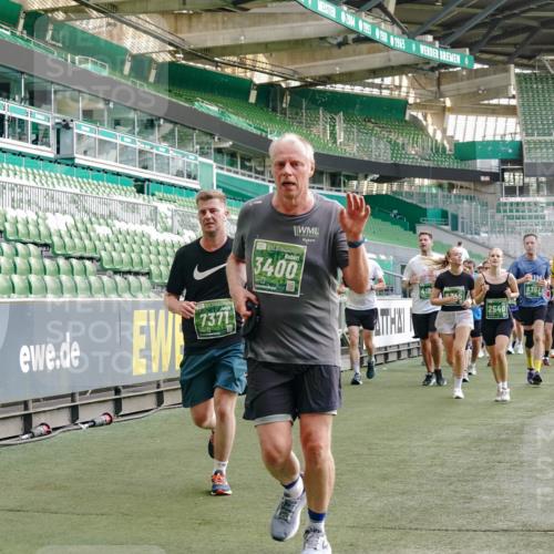 13.09.2026 - 21. swb-Marathon Bremen Michael Burmester http://msf.ph/oto/10428347 13.09.2026 13:26:20 Laufen im Stadion 186, 202, 213, 364, 390, 505, 530, 543, 645, 815, 818, 833, 966, 1077, 1283, 1410, 1443, 1459, 1473, 1487, 1504, 1530, 1561, 1618, 1700, 1744, 1828, 1830, 1953, 2058, 2059, 2271, 2273, 2298, 2308, 2309, 2354, 2382, 2384, 2388, 2404, 2428, 2506, 2508, 2542, 2558, 2576, 2582, 2591, 2592, 2656, 2675, 2748, 2752, 2762, 2817, 2833, 2878, 2896, 2965, 2970, 2981, 3005, 3047, 3050, 3062, 3084, 3097, 3142, 3172, 3211, 3259, 3329, 3359, 3390, 3433, 3540, 3629, 3756 meine-sportfotos.de