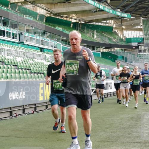 13.09.2026 - 21. swb-Marathon Bremen Michael Burmester http://msf.ph/oto/10428354 13.09.2026 13:26:20 Laufen im Stadion 186, 202, 213, 364, 390, 505, 530, 543, 645, 815, 818, 833, 966, 1077, 1283, 1410, 1443, 1459, 1473, 1487, 1504, 1530, 1561, 1618, 1700, 1744, 1828, 1830, 1953, 2058, 2059, 2271, 2273, 2298, 2308, 2309, 2354, 2382, 2384, 2388, 2404, 2428, 2506, 2508, 2542, 2558, 2576, 2582, 2591, 2592, 2656, 2675, 2748, 2752, 2762, 2817, 2833, 2878, 2896, 2965, 2970, 2981, 3005, 3047, 3050, 3062, 3084, 3097, 3142, 3172, 3211, 3259, 3329, 3359, 3390, 3433, 3540, 3629, 3756 meine-sportfotos.de